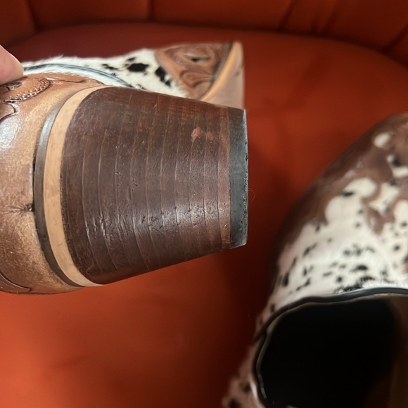 Women’s western booties - Picture 9 of 11